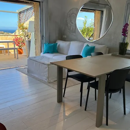 Apartment Stylisch Penthouse With Captivating View Porto Cervo